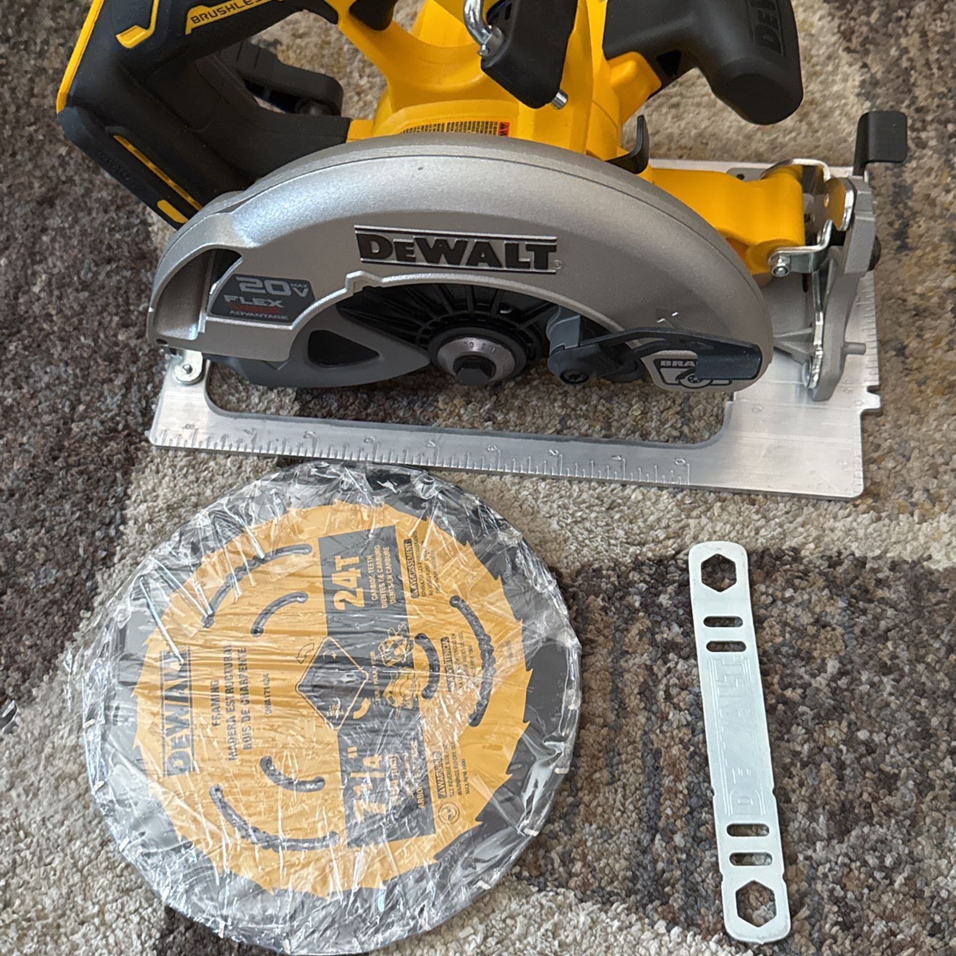 Circular Saw 7-1/4 inch view 3